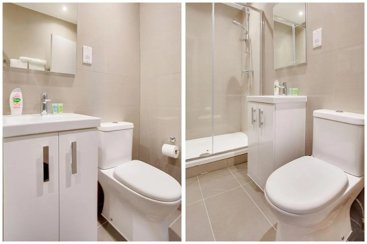Civic Hotel Hounslow 3*,