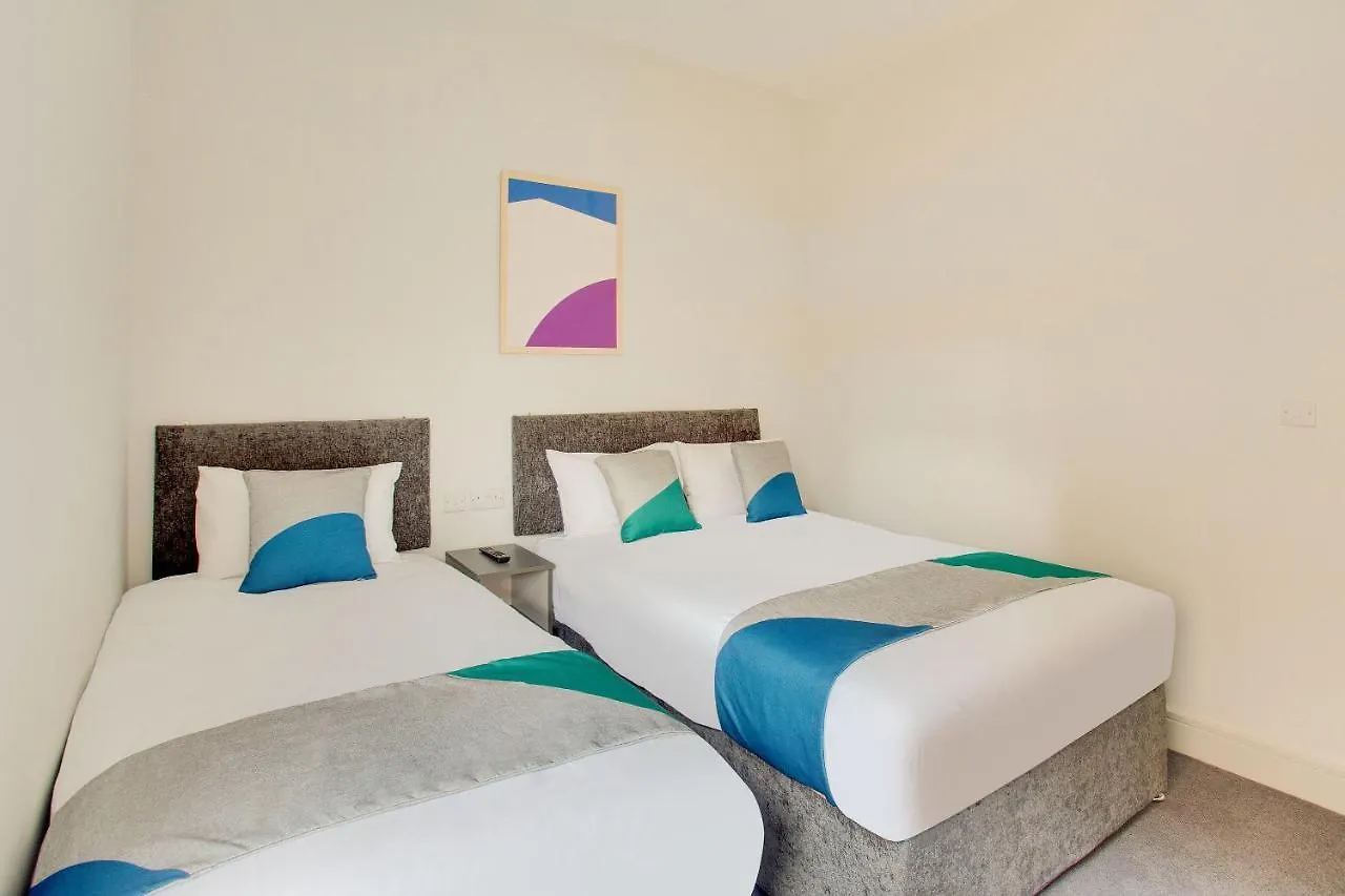Civic Hotel Hounslow 3*,  United Kingdom