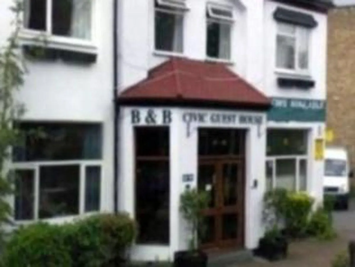 Civic Hotel Hounslow 3*,